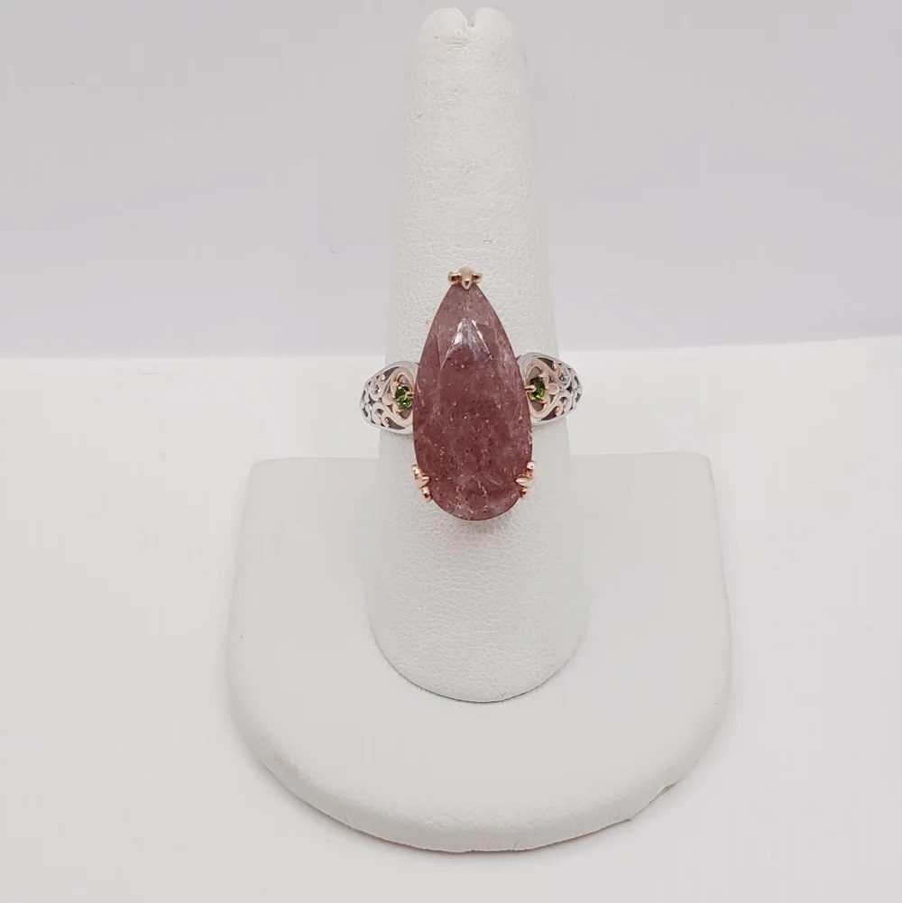 10 Carat Tanzanian Natronite & Chrome Diopside Rose Gold | Sterling Silver Ring